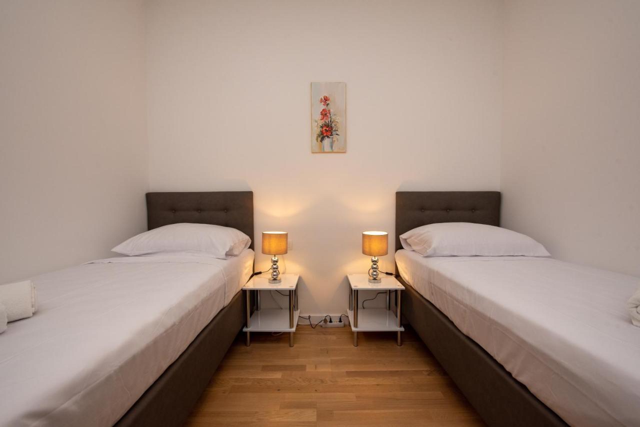 Apartment Katicic สปลิท ภายนอก รูปภาพ