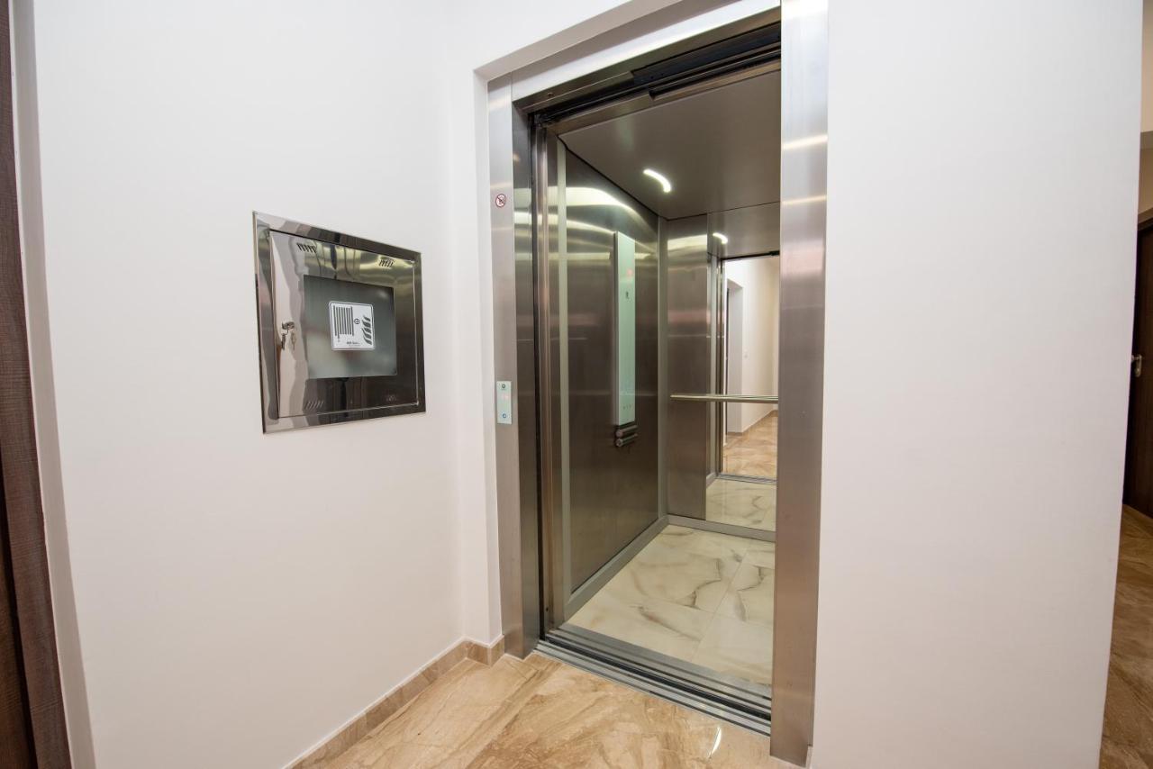 Apartment Katicic สปลิท ภายนอก รูปภาพ