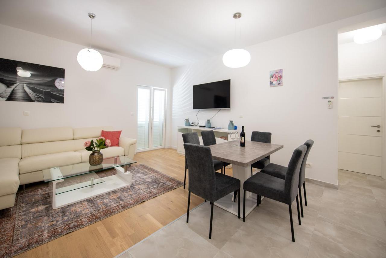 Apartment Katicic สปลิท ภายนอก รูปภาพ